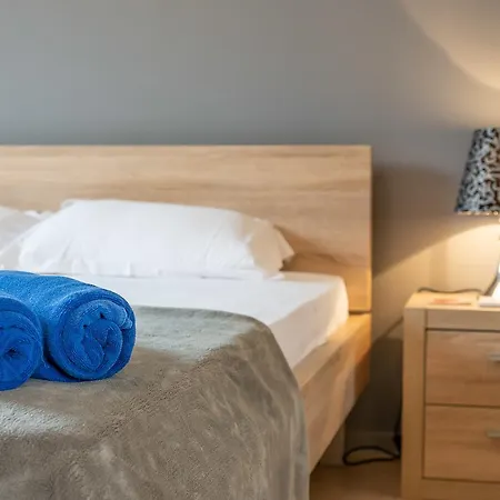 Misrah Il-Fliegu - F7 Apartment Ghajnsielem